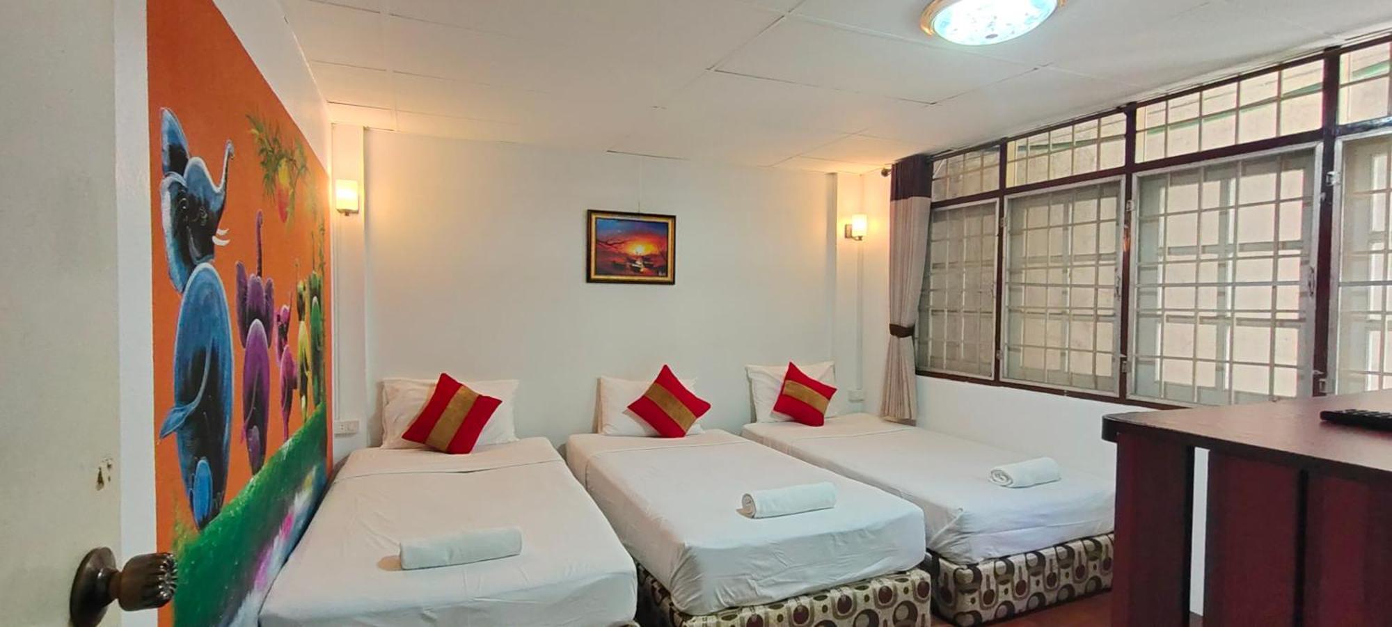 Born Guest House Chiang Mai Esterno foto