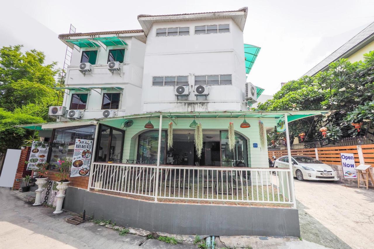 Born Guest House Chiang Mai Esterno foto