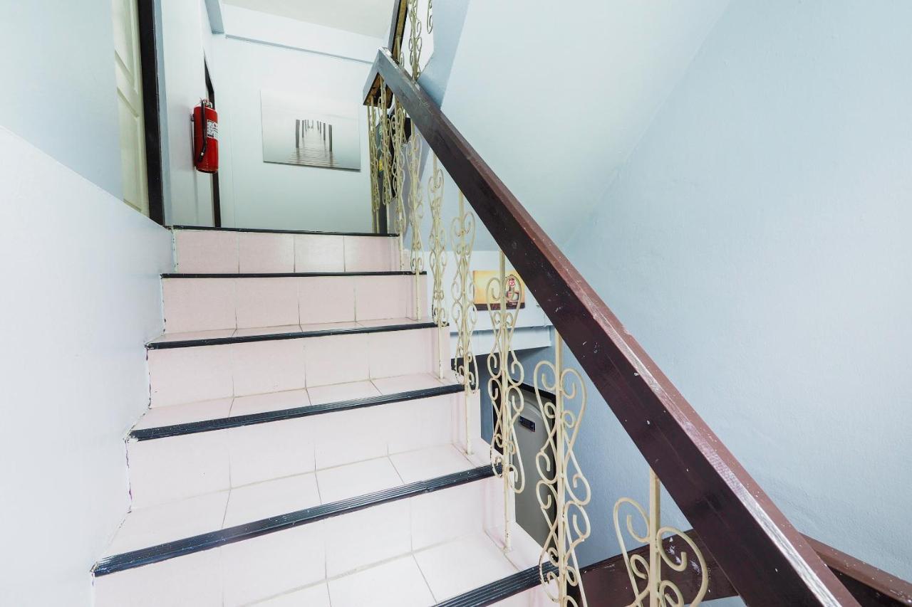 Born Guest House Chiang Mai Esterno foto